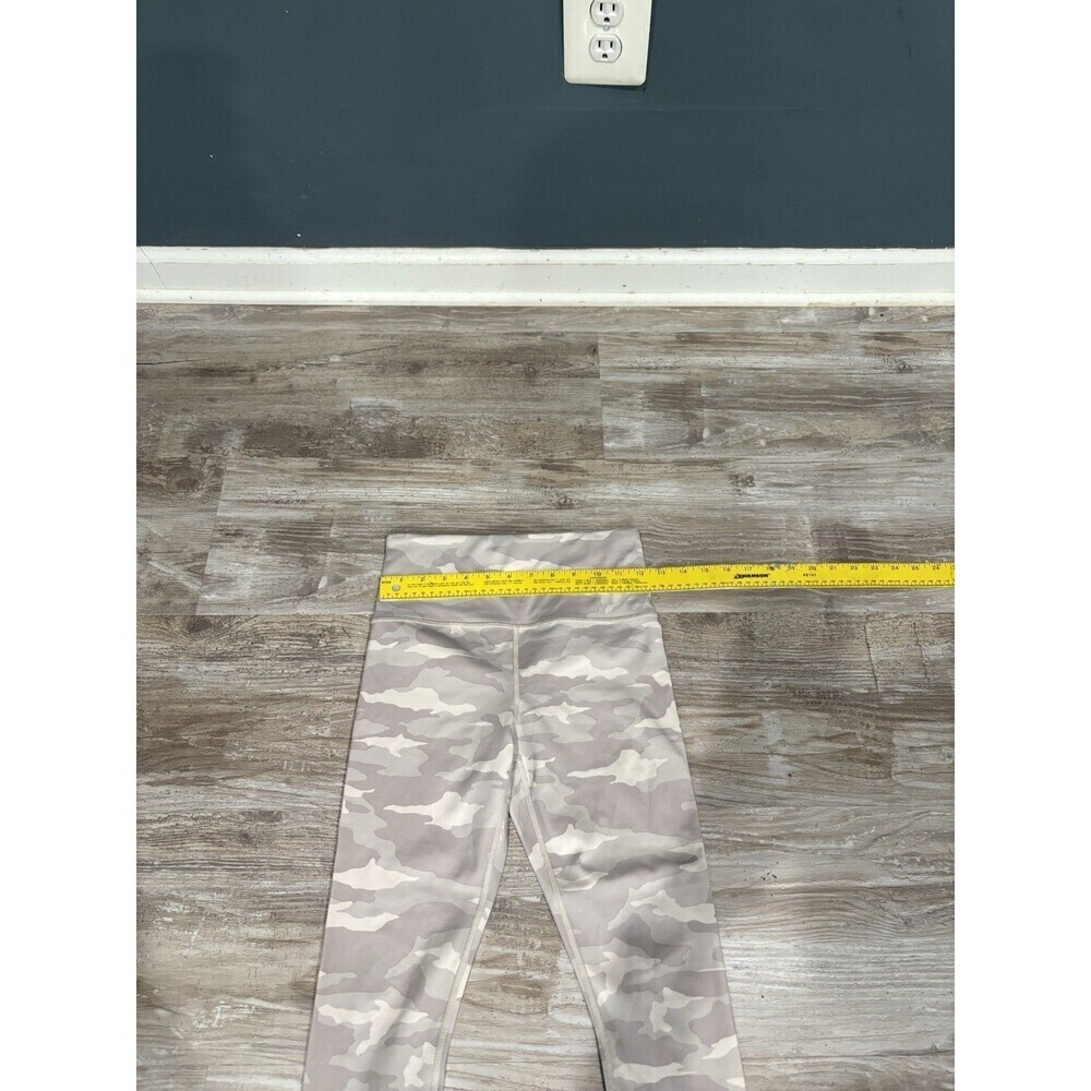 ATHLETA Elation Camo 7/8 High Waisted Compression Leggings Size XS NWOT - Picture 4 of 6